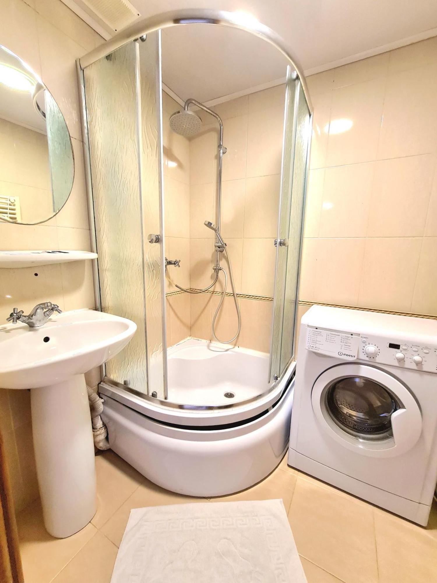 Apartament 2 Bedrooms, Botanica Chisinau Exterior photo